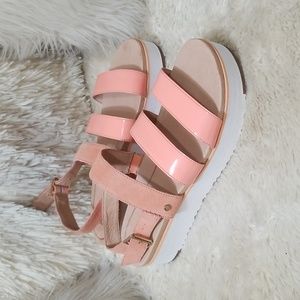 UGG BRAELYNN SANDALS